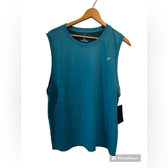 Fabletics Mens Muscle Tank Teal Size X-LARGE NWT - Picture 1 of 4